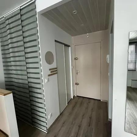 Studio « noix » Гренобль